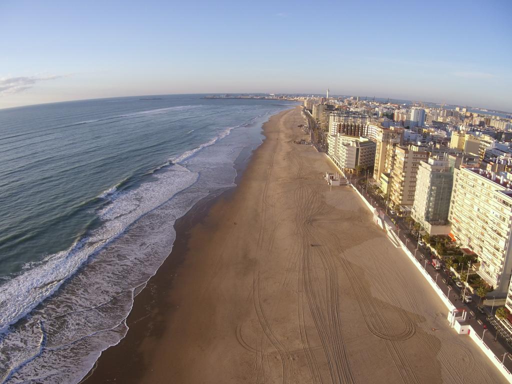 Ferienwohnung Atico Avda Cadiz Playa Exterior foto
